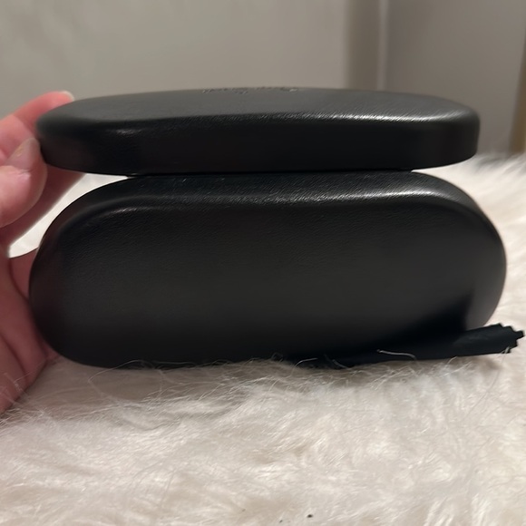 Ray-Ban Sunglasses Case - Picture 3 of 3